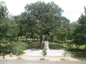 Franklin Park and Commodore Barry Statue