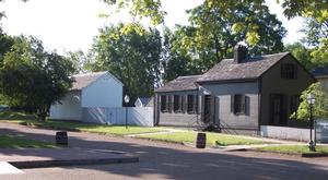 Photo of Arnold House from Northwest corner.